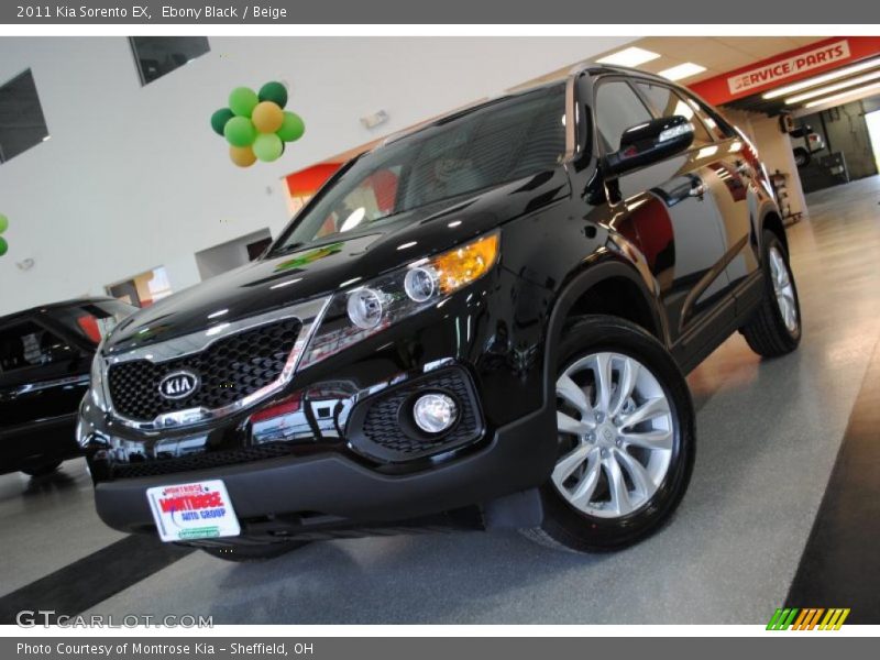 Ebony Black / Beige 2011 Kia Sorento EX