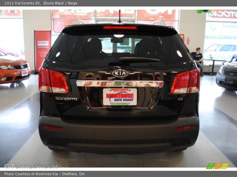 Ebony Black / Beige 2011 Kia Sorento EX