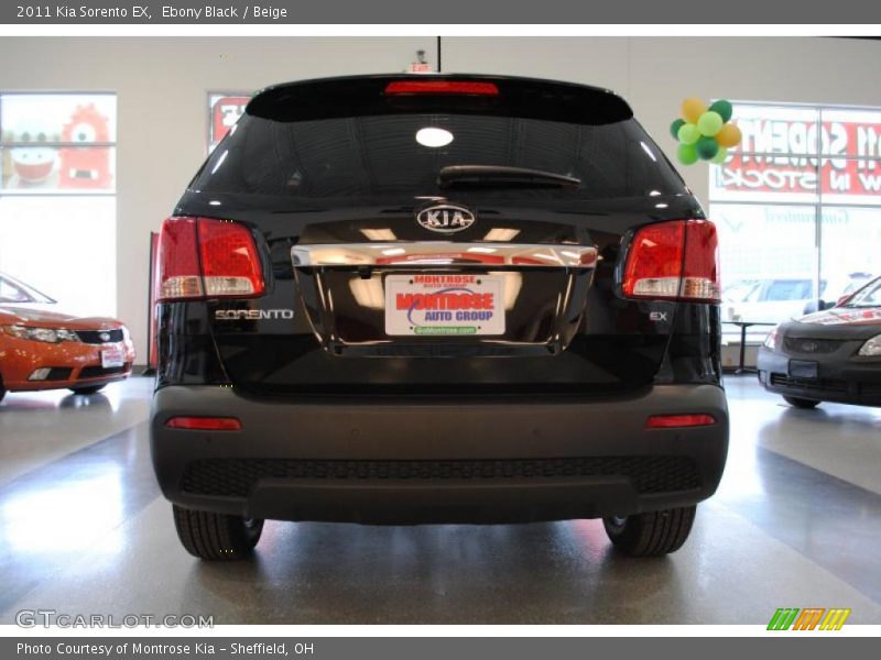 Ebony Black / Beige 2011 Kia Sorento EX