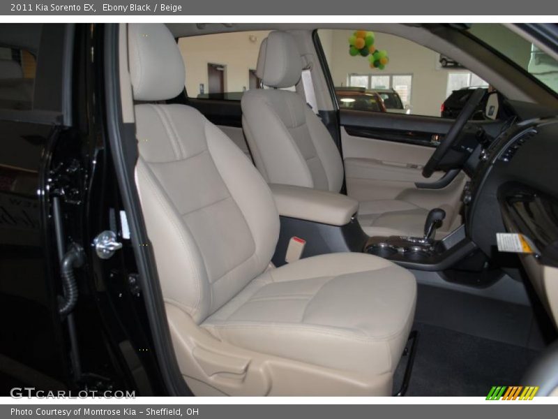 Ebony Black / Beige 2011 Kia Sorento EX