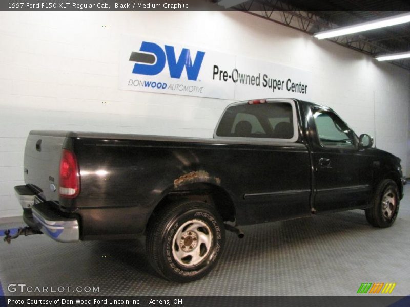 Black / Medium Graphite 1997 Ford F150 XLT Regular Cab