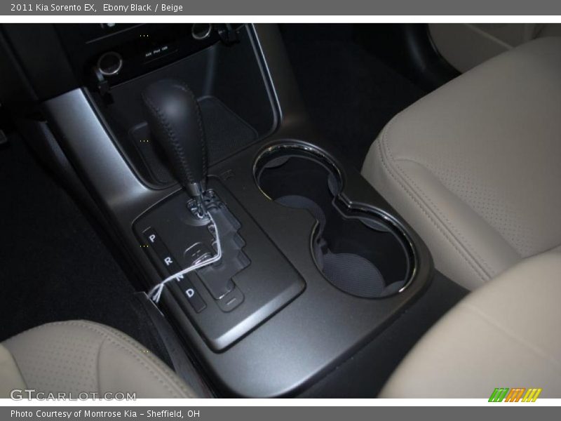 Ebony Black / Beige 2011 Kia Sorento EX