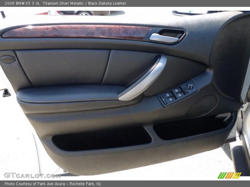 Titanium Silver Metallic / Black Dakota Leather 2006 BMW X5 3.0i
