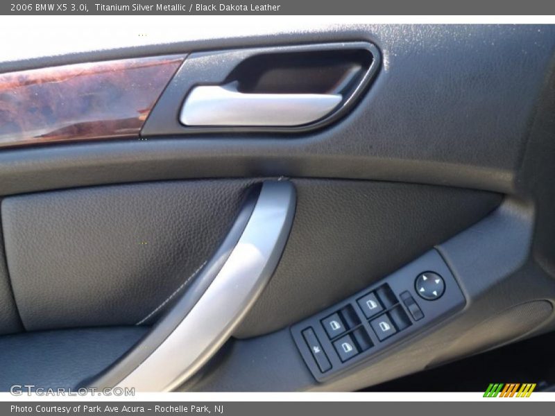 Titanium Silver Metallic / Black Dakota Leather 2006 BMW X5 3.0i