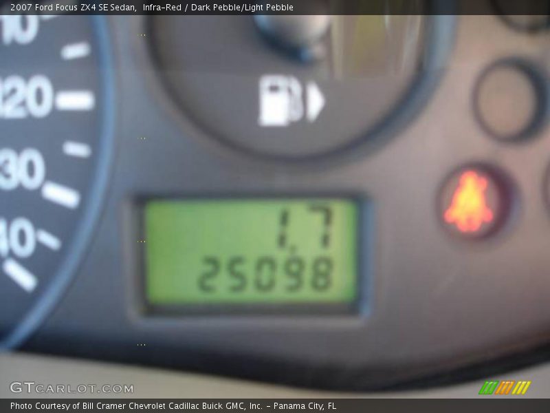 Infra-Red / Dark Pebble/Light Pebble 2007 Ford Focus ZX4 SE Sedan