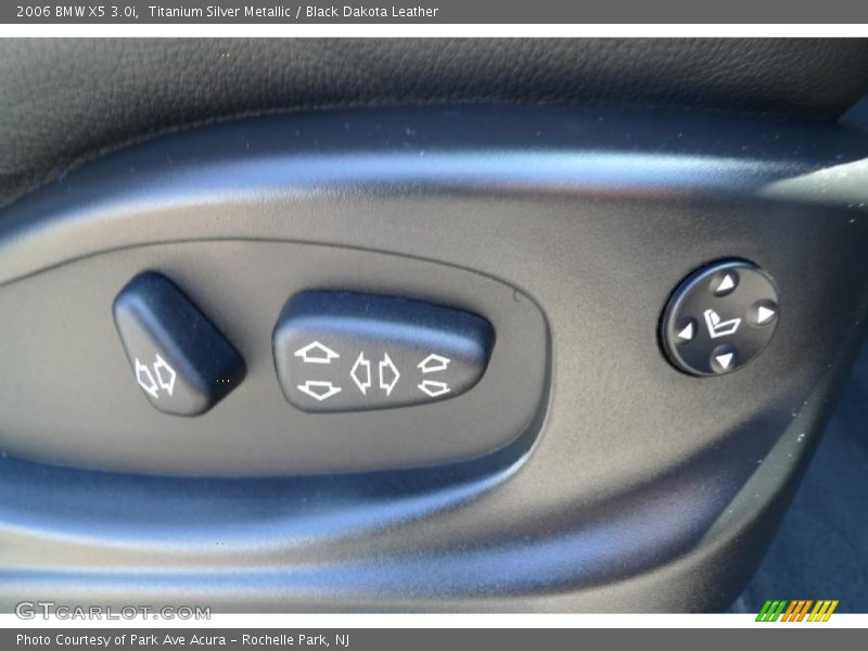 Titanium Silver Metallic / Black Dakota Leather 2006 BMW X5 3.0i