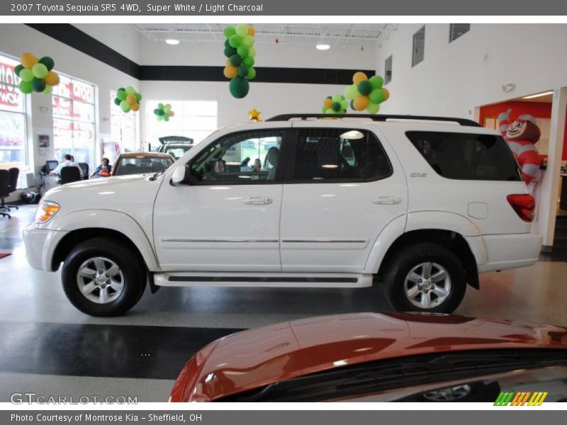 Super White / Light Charcoal 2007 Toyota Sequoia SR5 4WD