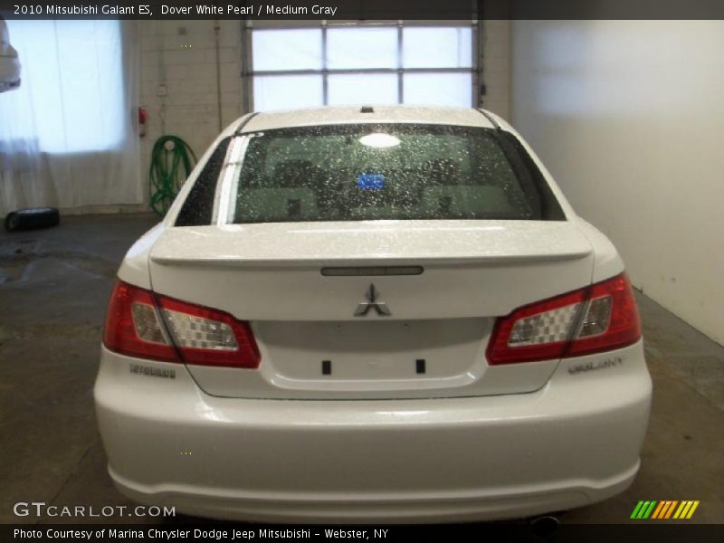 Dover White Pearl / Medium Gray 2010 Mitsubishi Galant ES
