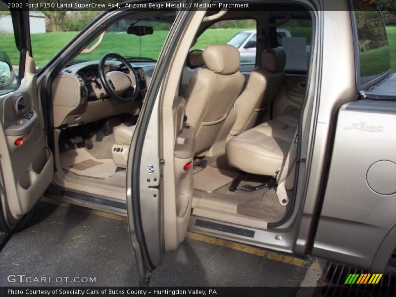 Arizona Beige Metallic / Medium Parchment 2002 Ford F150 Lariat SuperCrew 4x4