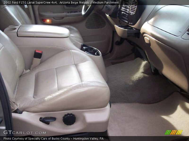 Arizona Beige Metallic / Medium Parchment 2002 Ford F150 Lariat SuperCrew 4x4