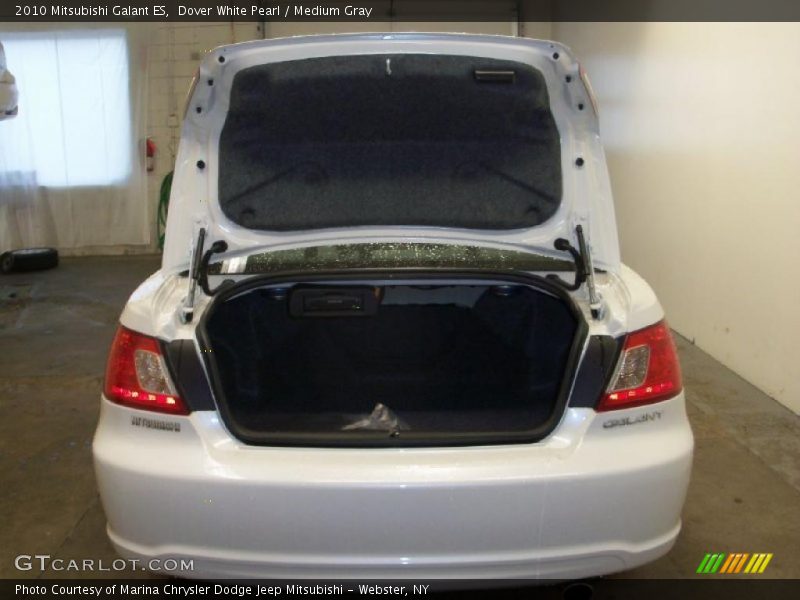 Dover White Pearl / Medium Gray 2010 Mitsubishi Galant ES