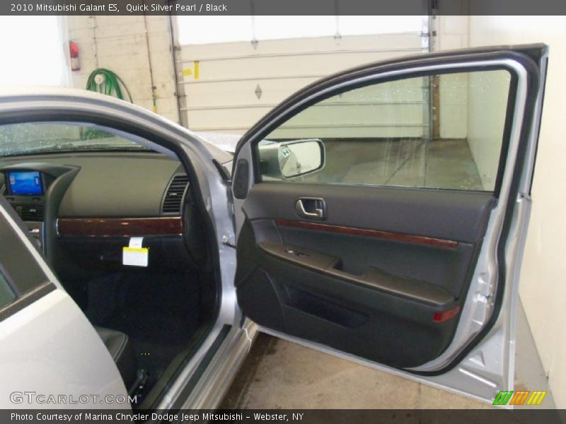 Quick Silver Pearl / Black 2010 Mitsubishi Galant ES