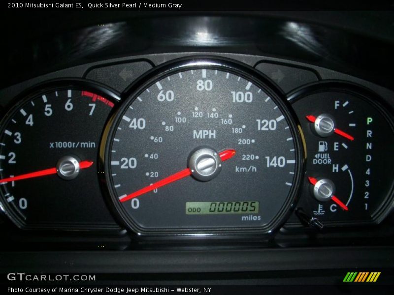Quick Silver Pearl / Medium Gray 2010 Mitsubishi Galant ES