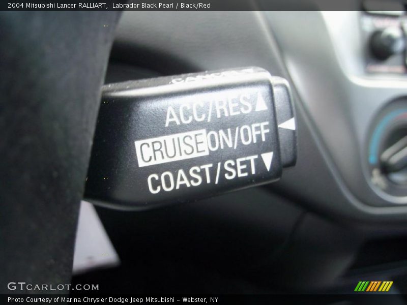 Labrador Black Pearl / Black/Red 2004 Mitsubishi Lancer RALLIART