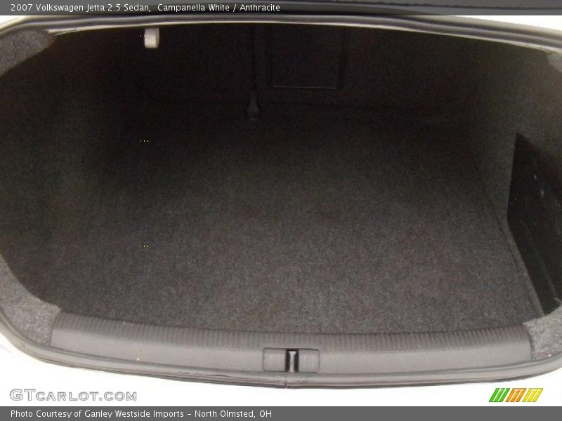 Campanella White / Anthracite 2007 Volkswagen Jetta 2.5 Sedan