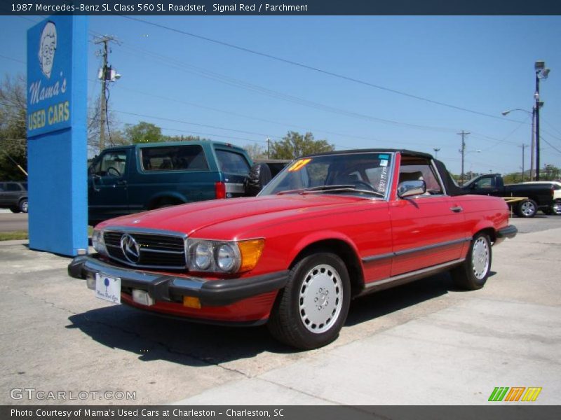 Signal Red / Parchment 1987 Mercedes-Benz SL Class 560 SL Roadster