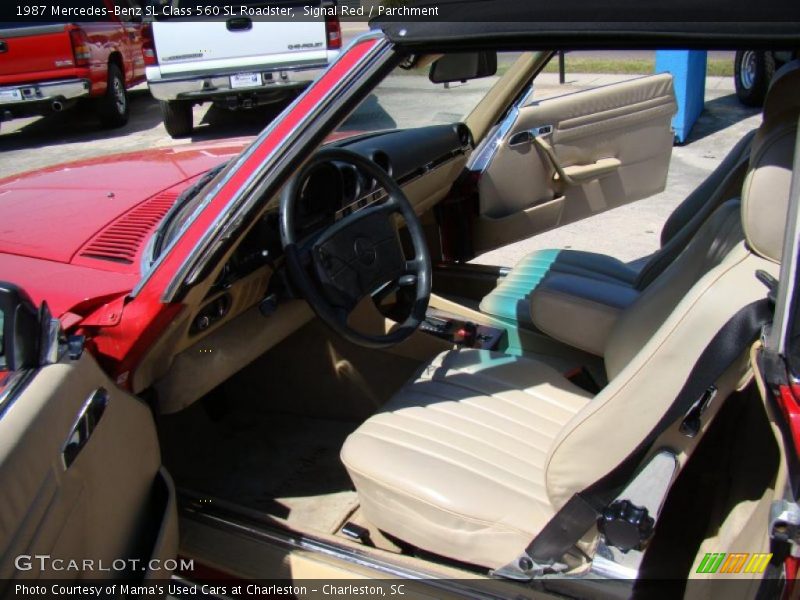 Signal Red / Parchment 1987 Mercedes-Benz SL Class 560 SL Roadster