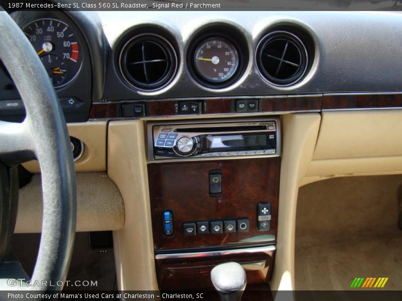 Signal Red / Parchment 1987 Mercedes-Benz SL Class 560 SL Roadster