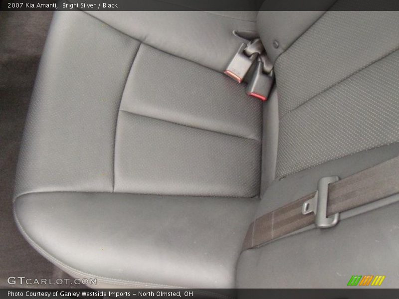 Bright Silver / Black 2007 Kia Amanti