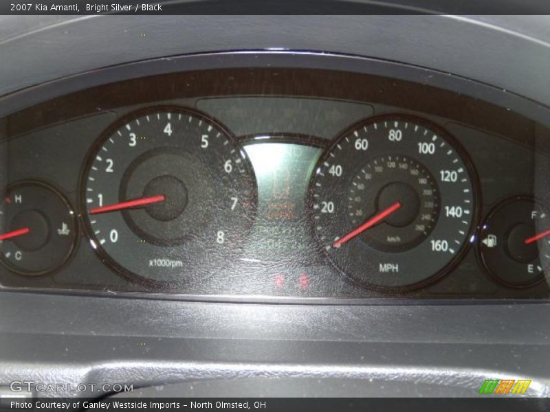 Bright Silver / Black 2007 Kia Amanti