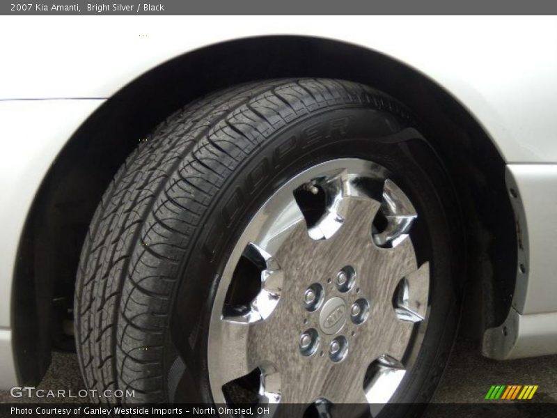 Bright Silver / Black 2007 Kia Amanti
