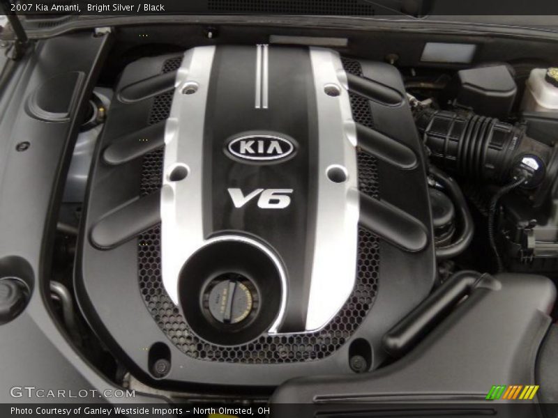 Bright Silver / Black 2007 Kia Amanti