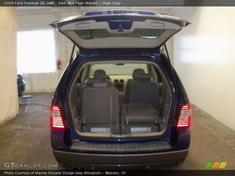 Dark Blue Pearl Metallic / Shale Grey 2006 Ford Freestyle SEL AWD