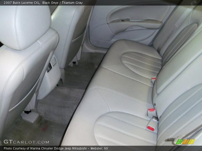 Black Onyx / Titanium Gray 2007 Buick Lucerne CXL
