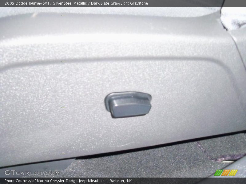 Silver Steel Metallic / Dark Slate Gray/Light Graystone 2009 Dodge Journey SXT