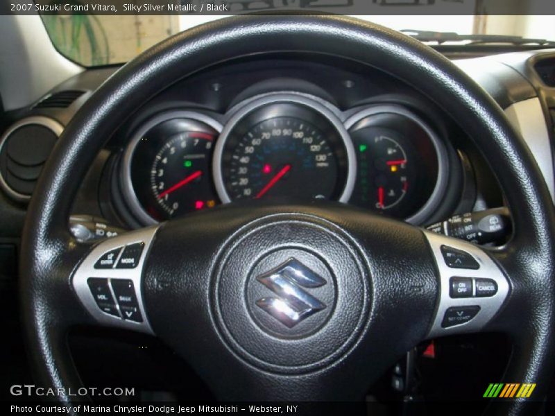 Silky Silver Metallic / Black 2007 Suzuki Grand Vitara