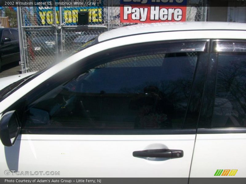 Innsbruck White / Gray 2002 Mitsubishi Lancer ES