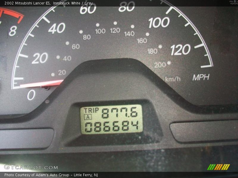 Innsbruck White / Gray 2002 Mitsubishi Lancer ES