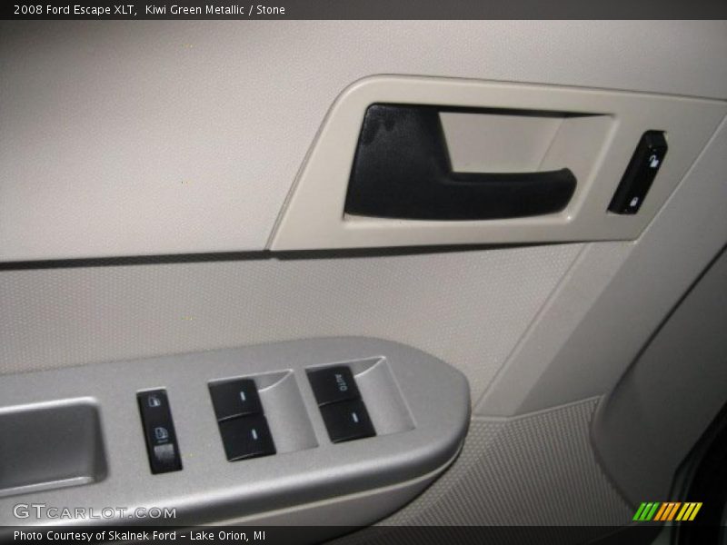 Kiwi Green Metallic / Stone 2008 Ford Escape XLT