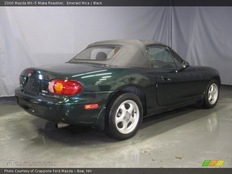 Emerald Mica / Black 2000 Mazda MX-5 Miata Roadster