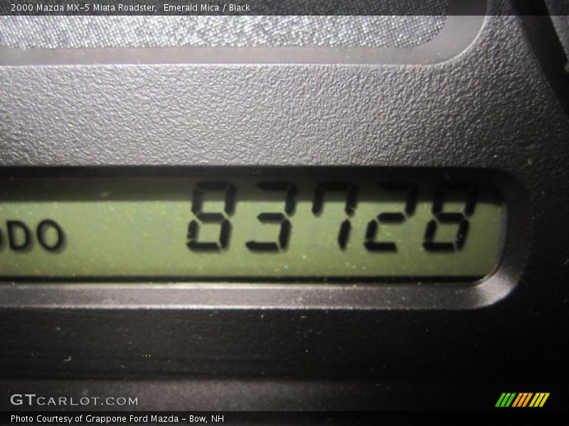Emerald Mica / Black 2000 Mazda MX-5 Miata Roadster