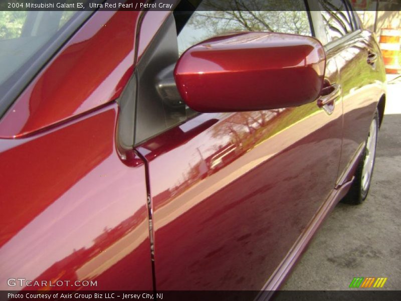 Ultra Red Pearl / Petrol Gray 2004 Mitsubishi Galant ES