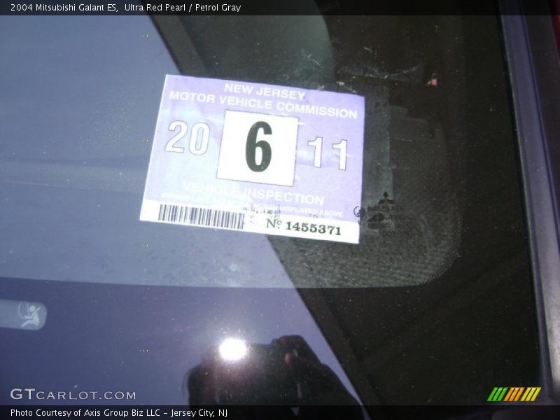 Ultra Red Pearl / Petrol Gray 2004 Mitsubishi Galant ES