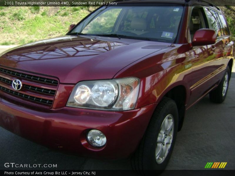 Sundown Red Pearl / Ivory 2001 Toyota Highlander Limited 4WD