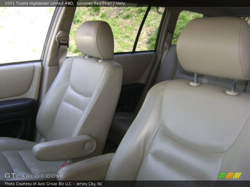 Sundown Red Pearl / Ivory 2001 Toyota Highlander Limited 4WD