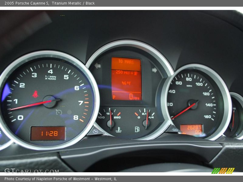 Titanium Metallic / Black 2005 Porsche Cayenne S