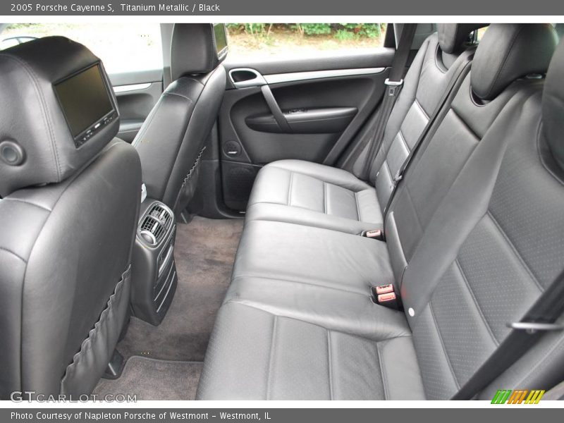 Titanium Metallic / Black 2005 Porsche Cayenne S