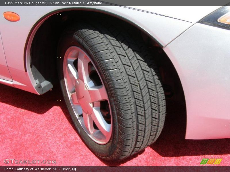 Silver Frost Metallic / Graystone 1999 Mercury Cougar V6
