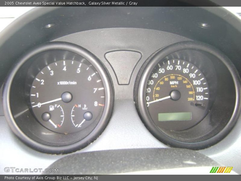 Galaxy Silver Metallic / Gray 2005 Chevrolet Aveo Special Value Hatchback