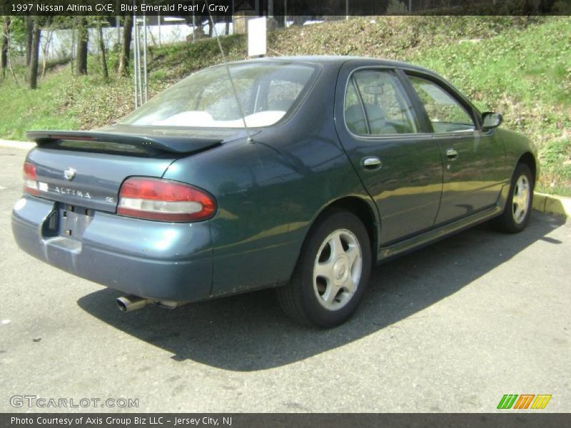 Blue Emerald Pearl / Gray 1997 Nissan Altima GXE