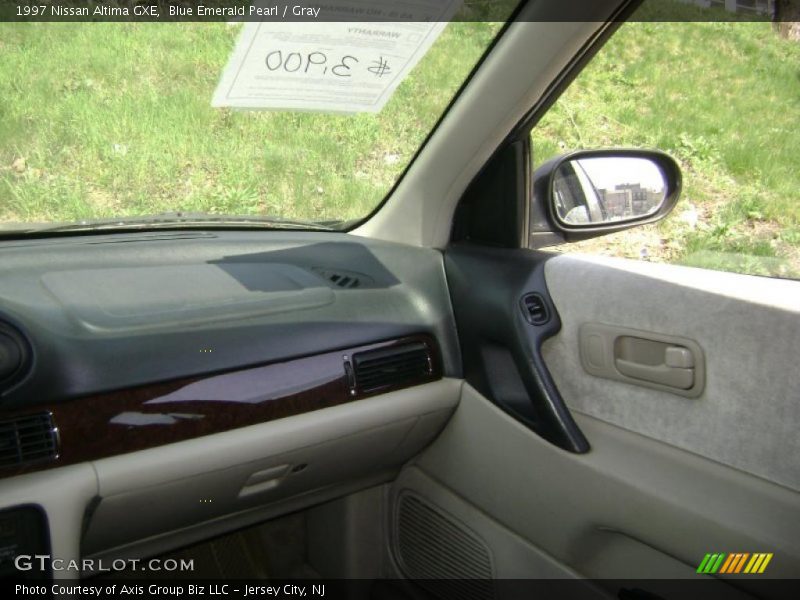 Blue Emerald Pearl / Gray 1997 Nissan Altima GXE