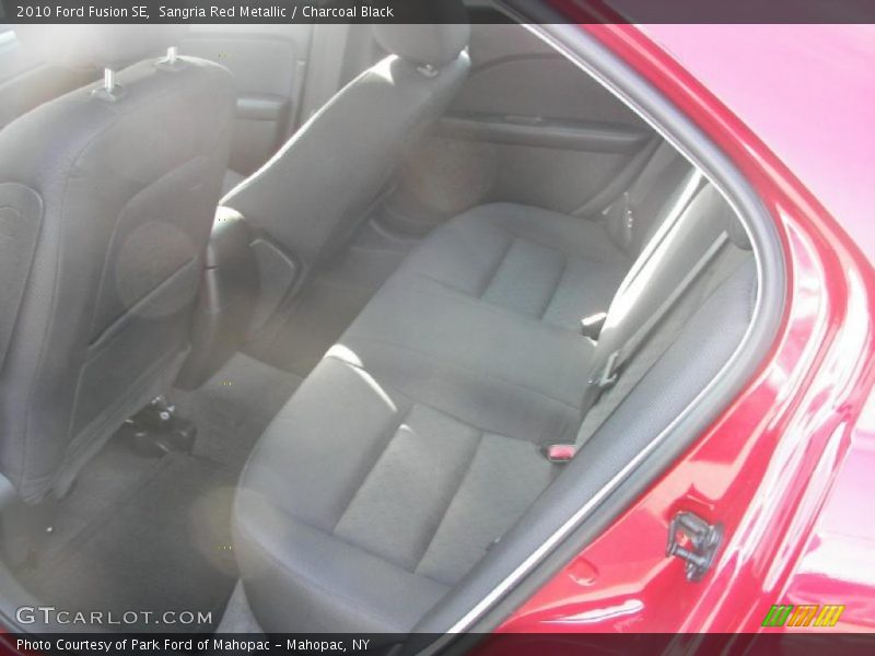 Sangria Red Metallic / Charcoal Black 2010 Ford Fusion SE