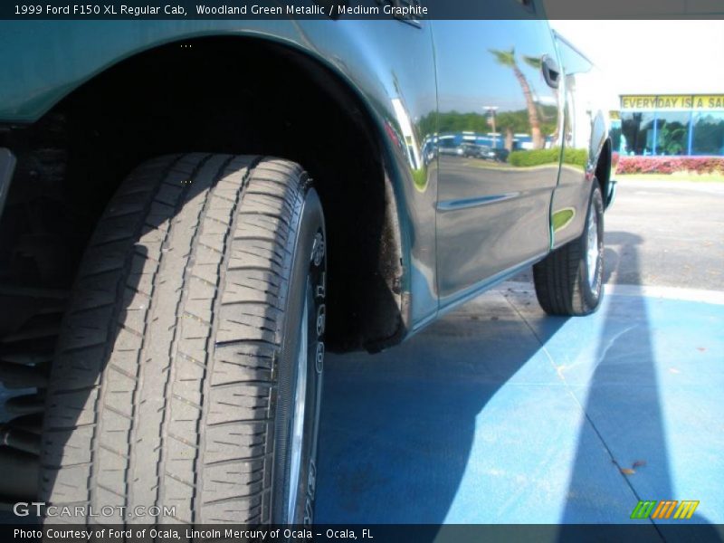 Woodland Green Metallic / Medium Graphite 1999 Ford F150 XL Regular Cab