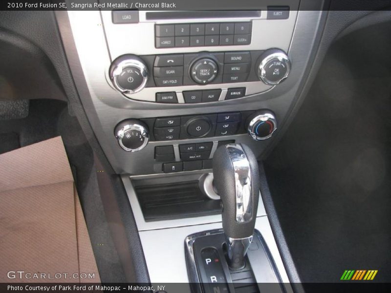 Sangria Red Metallic / Charcoal Black 2010 Ford Fusion SE