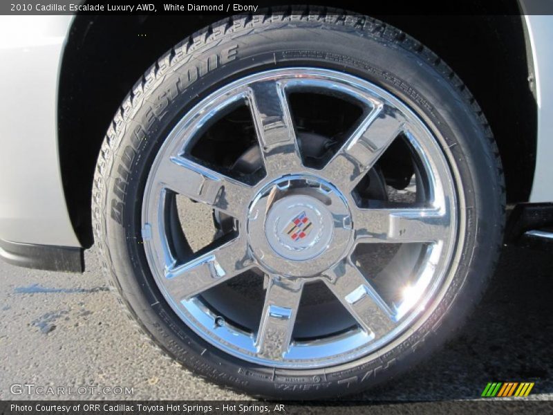 White Diamond / Ebony 2010 Cadillac Escalade Luxury AWD