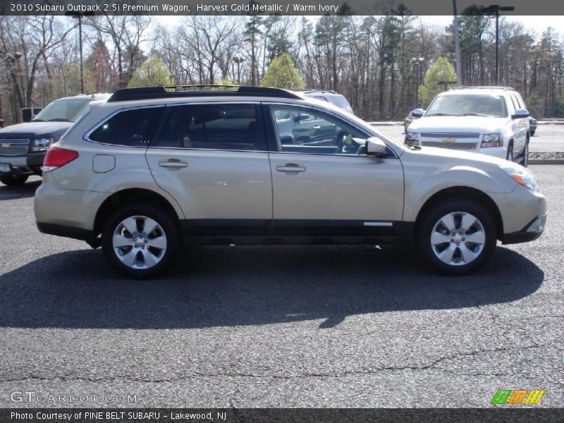 Harvest Gold Metallic / Warm Ivory 2010 Subaru Outback 2.5i Premium Wagon